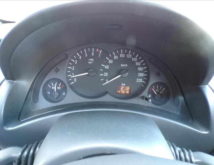 Opel Corsa 8