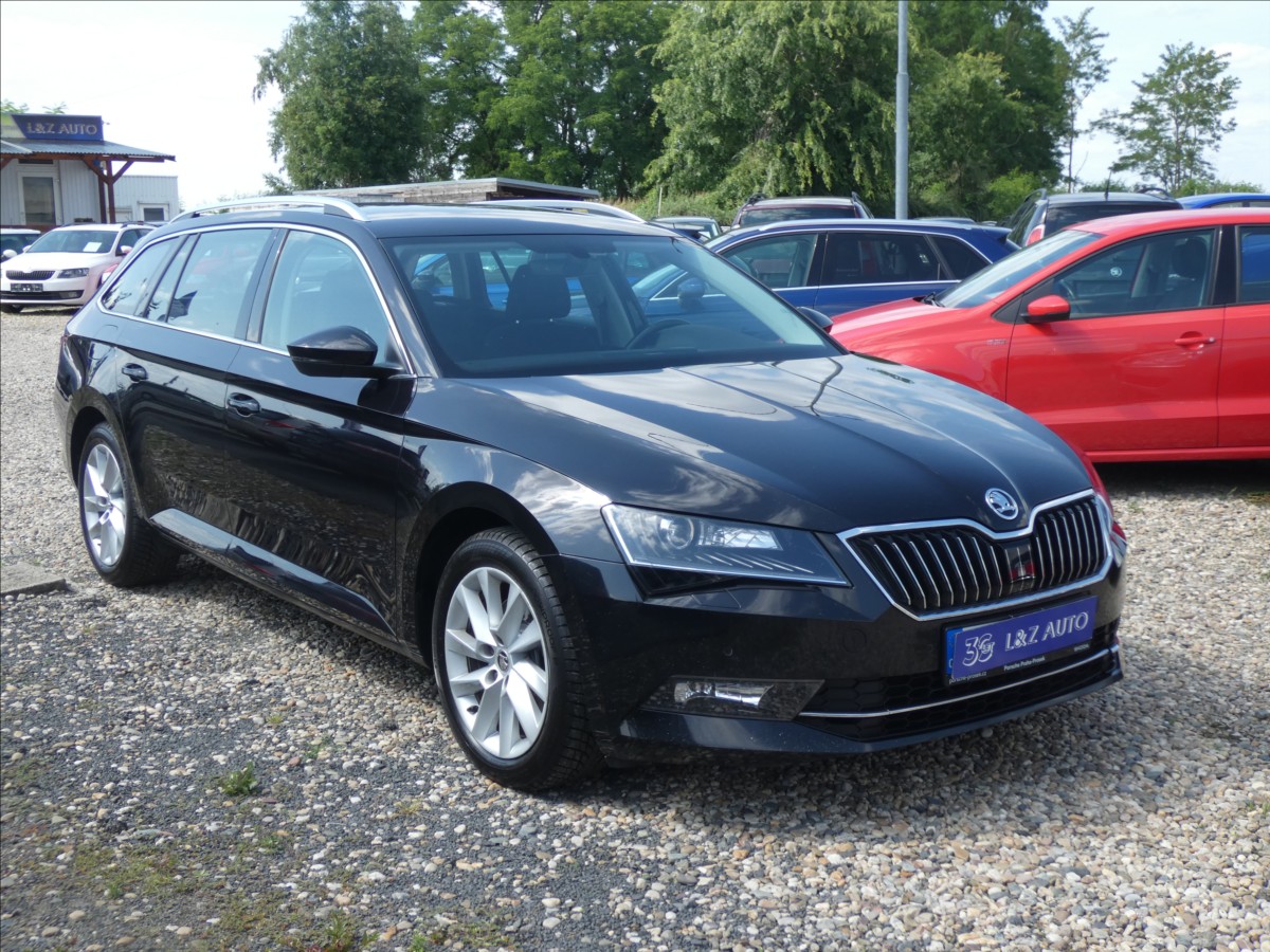 Škoda Superb