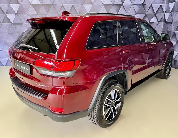 Jeep Grand Cherokee 7