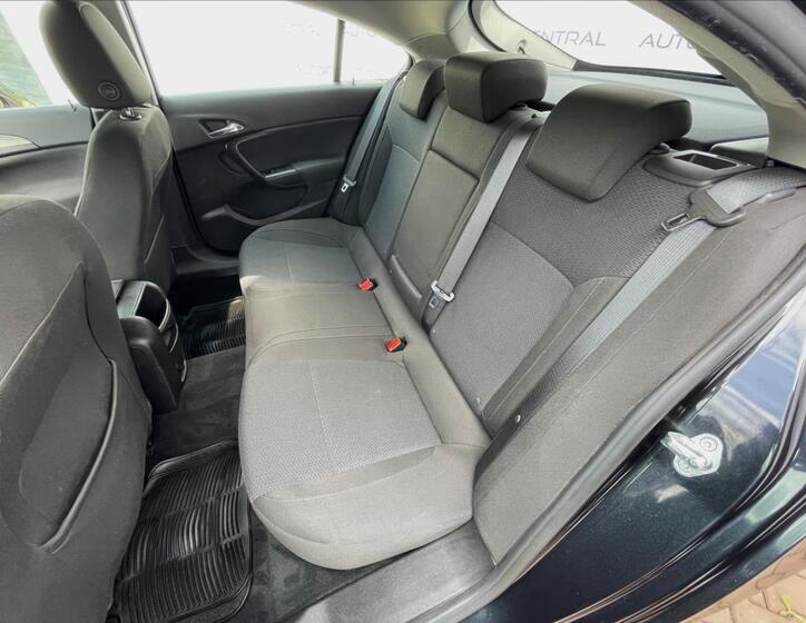 Opel Insignia 21