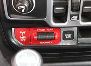 Jeep Wrangler 32