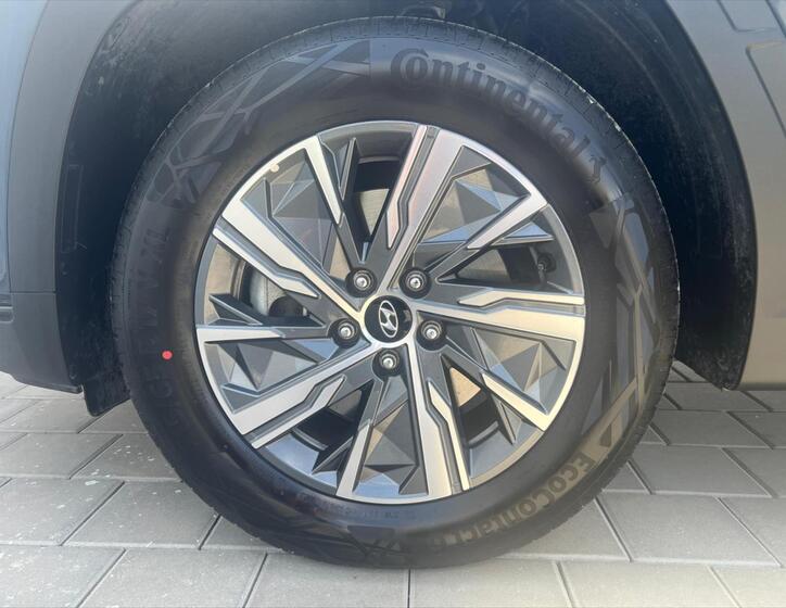 Hyundai Tucson 5