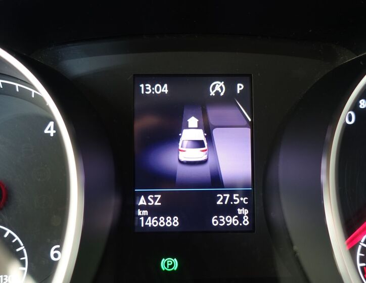 Volkswagen Touran 12