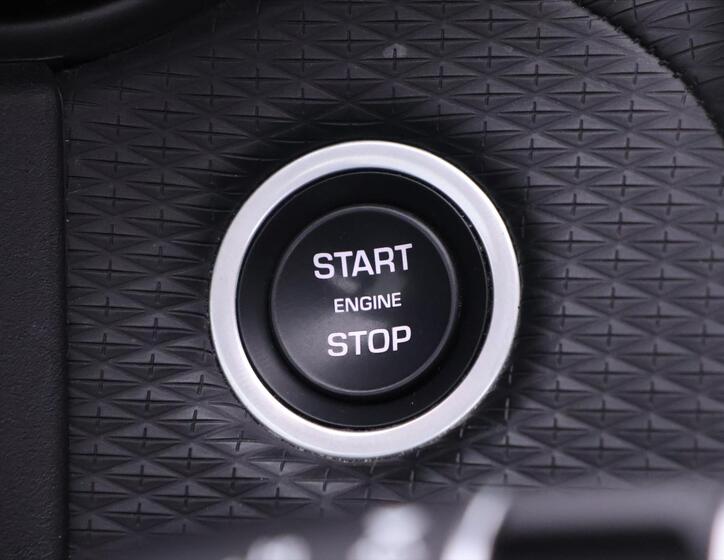 Land Rover Range Rover Velar 29