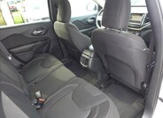 Jeep Cherokee 38