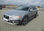 Volvo XC70 1
