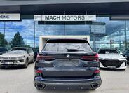 BMW X5 8