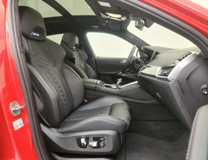 BMW X6 13