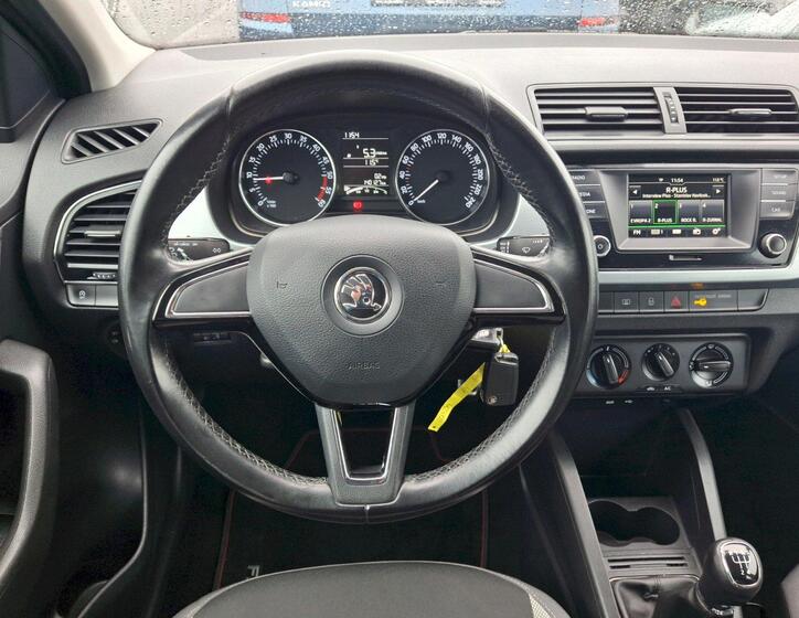 Škoda Fabia 28