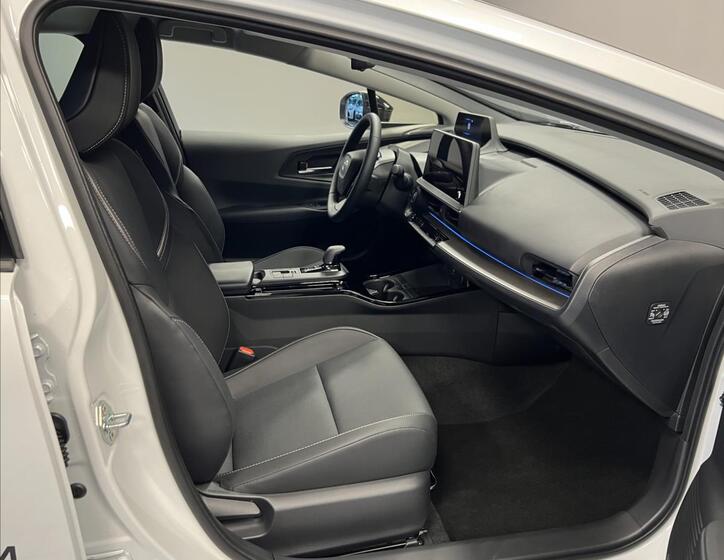 Toyota Prius 7