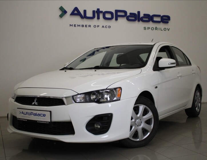 Mitsubishi Lancer 1