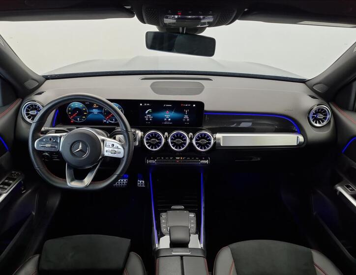 Mercedes-Benz GLB 13