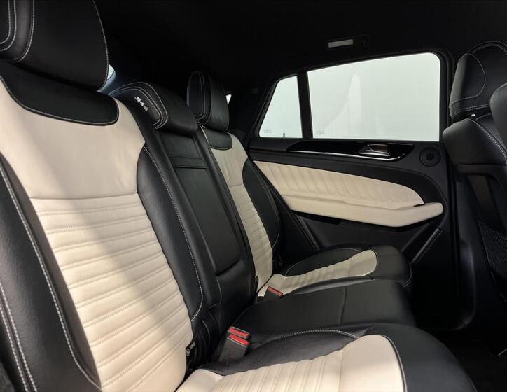 Mercedes-Benz GLE 21