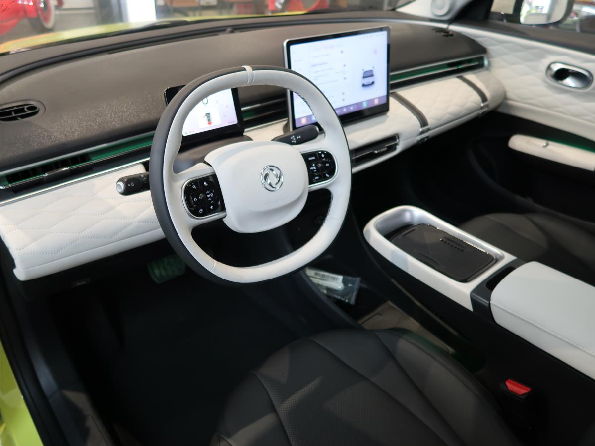 Dongfeng Box