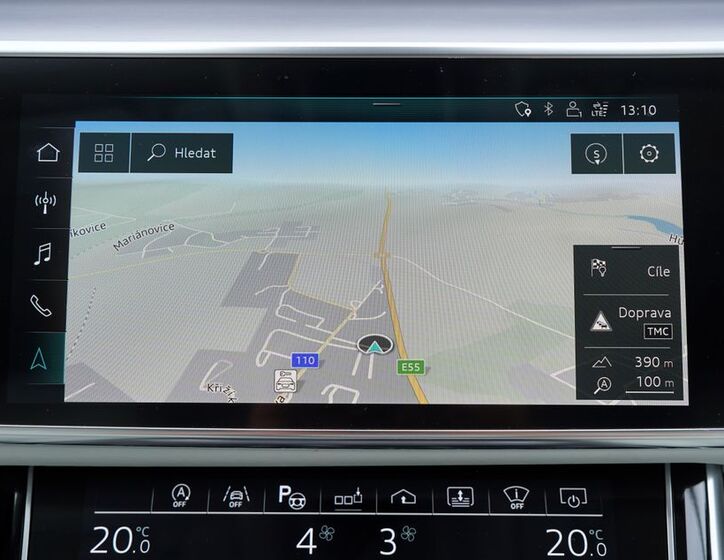 Audi A8 43