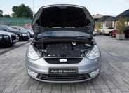 Ford Galaxy 9