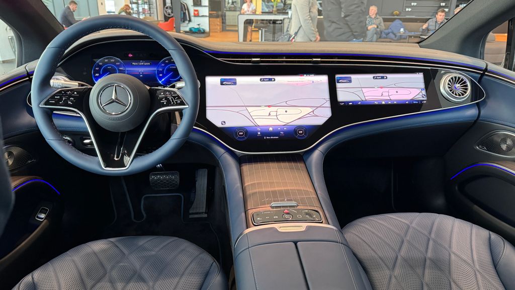 Mercedes-Benz EQS