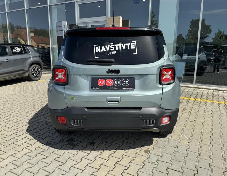 Jeep Renegade 5