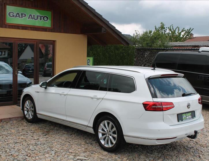 Volkswagen Passat 4