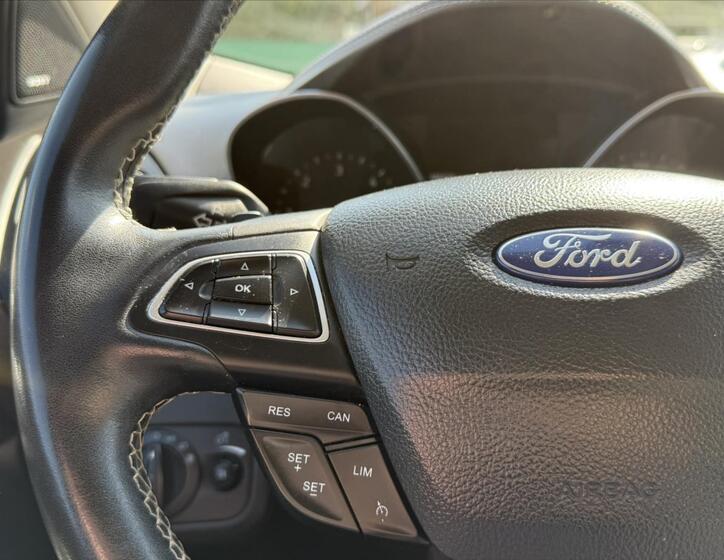 Ford Kuga 12