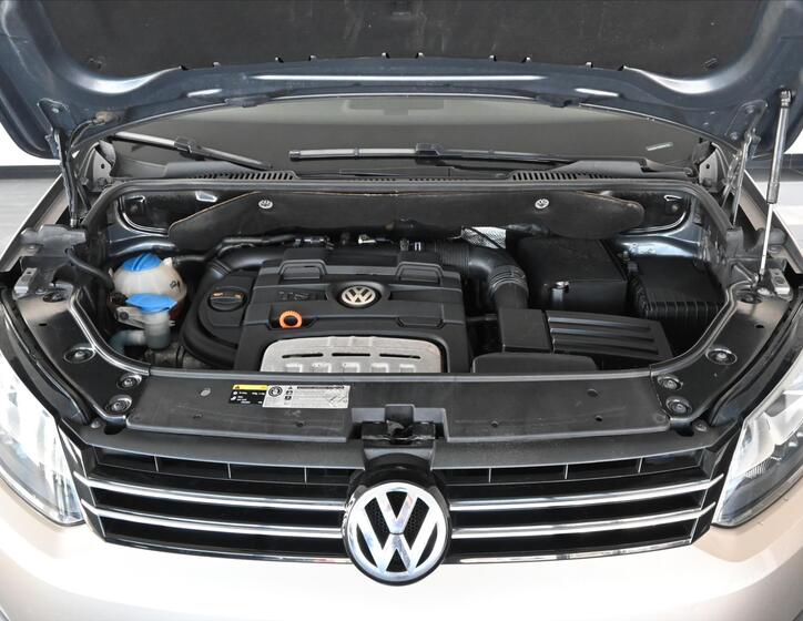 Volkswagen Touran 5