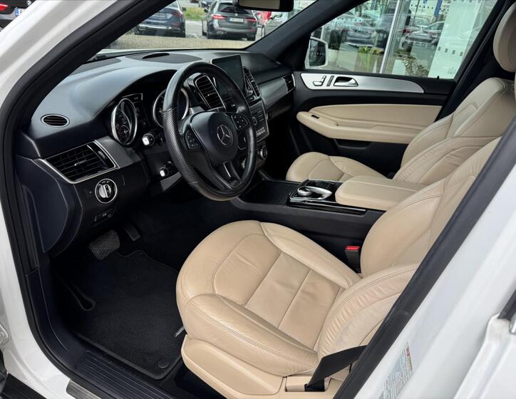 Mercedes-Benz GLE 6