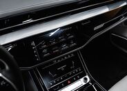 Audi A8 11
