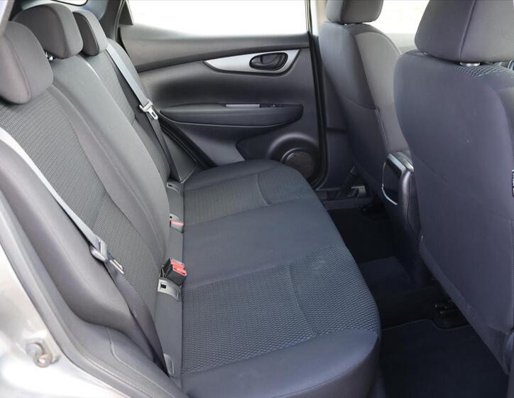 Nissan Qashqai 13