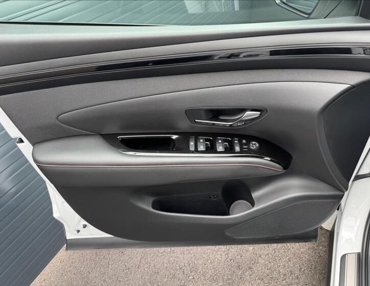 Hyundai Tucson 24