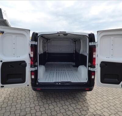 Renault Trafic 29