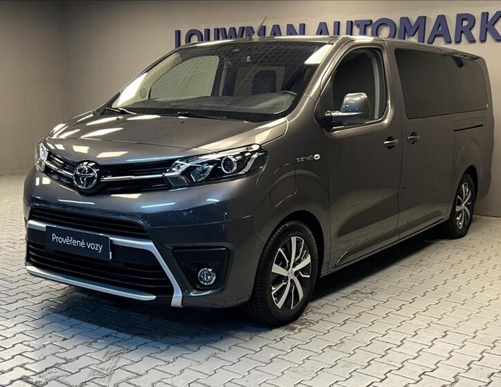 Toyota ProAce Verso 1