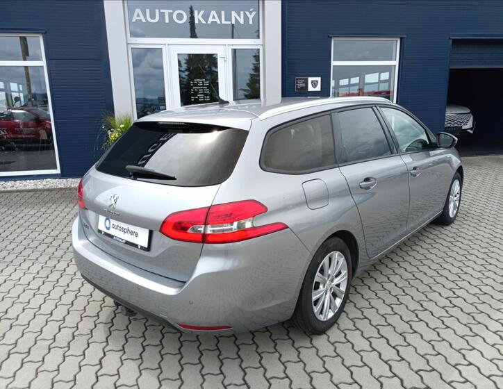 Peugeot 308 4