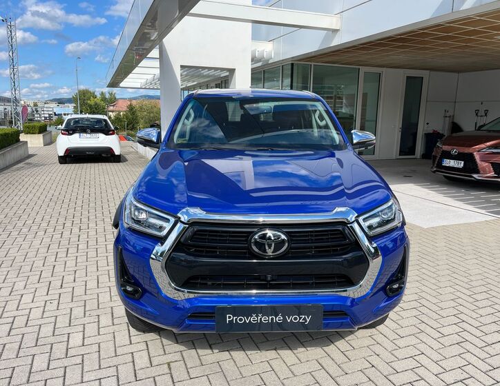 Toyota Hilux 9