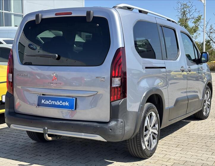 Peugeot Rifter 5