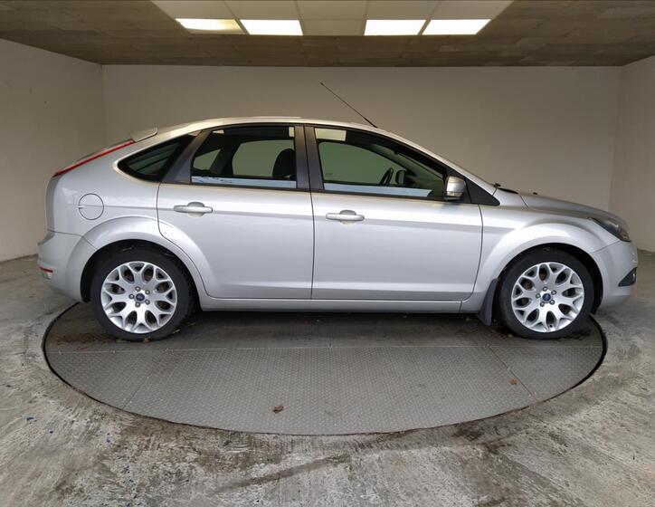 Ford Focus 8