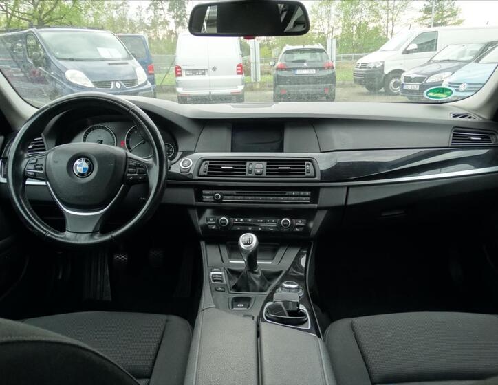 BMW Řada 5 16