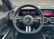 Mercedes-Benz GLB 10