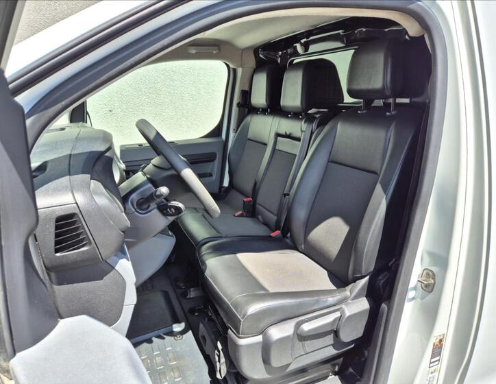 Toyota ProAce 13