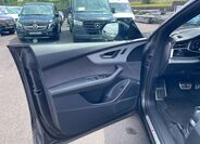 Audi Q8 22