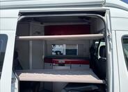 Mercedes-Benz Sprinter 8