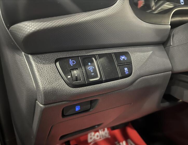 Hyundai IONIQ 11