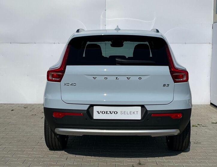 Volvo XC40 22