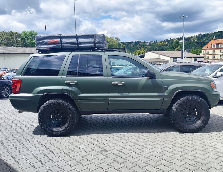 Jeep Grand Cherokee 4