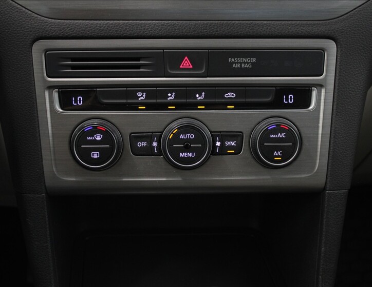 Volkswagen Golf Sportsvan 11