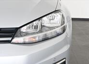Volkswagen Golf 32
