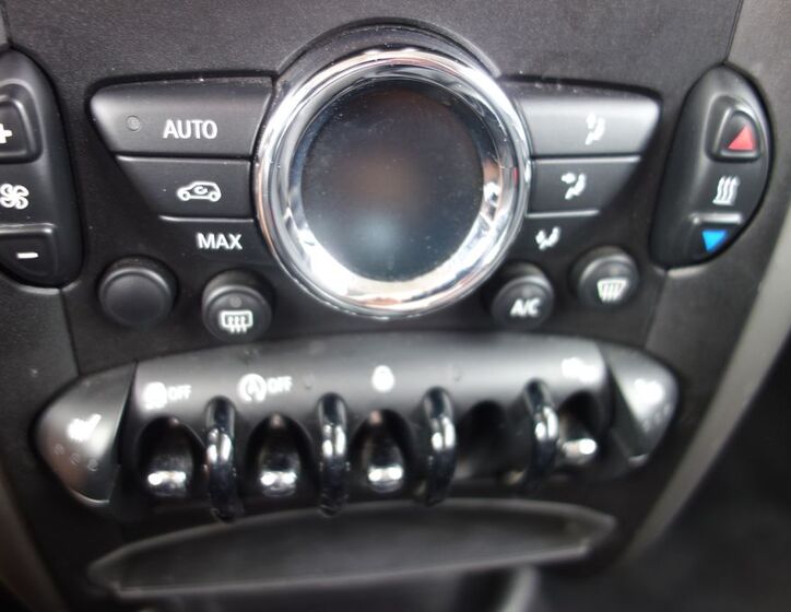 Mini Paceman 19