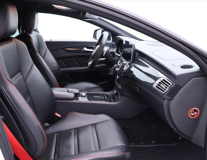 Mercedes-Benz CLS 15