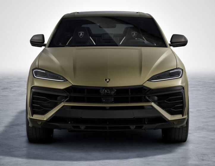 Lamborghini Urus 3