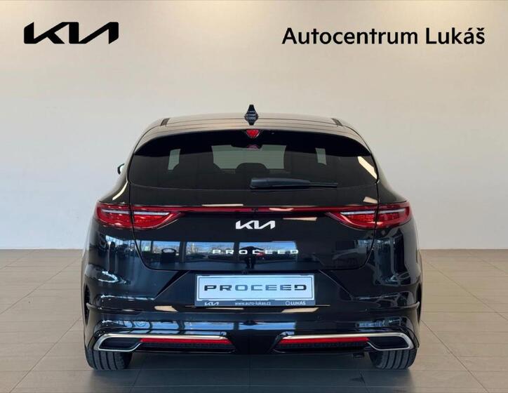 KIA Ceed 5
