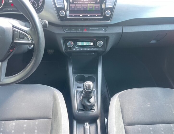 Škoda Fabia 10